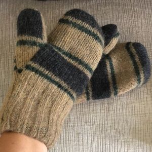 Hand Knitted Wool Mitts Lined Super Warm Navy, Green & Beige M-L